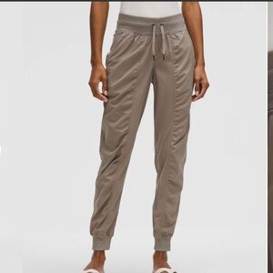 Lululemon Dance Studio Mid-Rise Jogger *Full Length